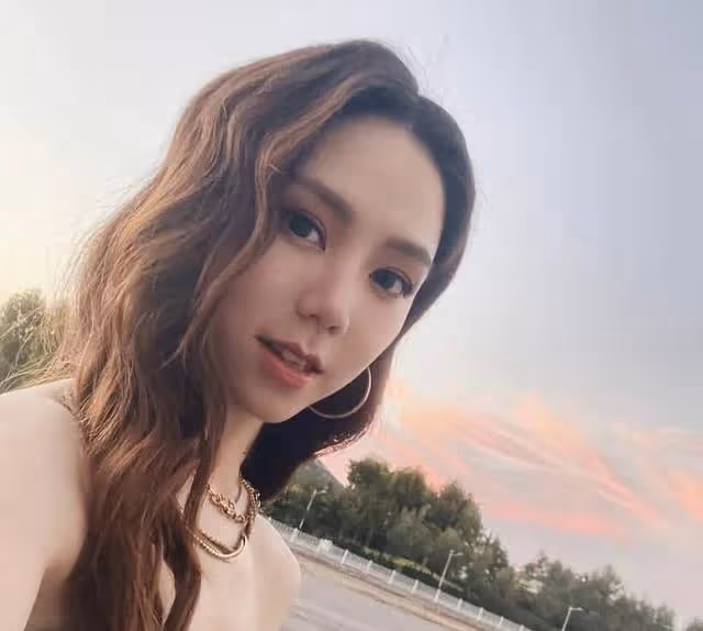 遺憾!鄧紫棋被曝與富二代男友分手,新歌歌詞暗諷對方是雙面人