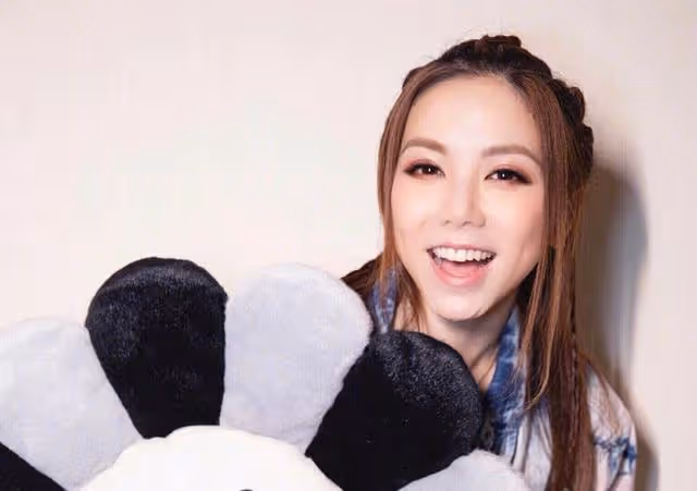 遺憾!鄧紫棋被曝與富二代男友分手,新歌歌詞暗諷對方是雙面人