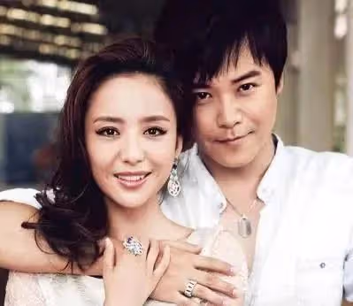 趙麗穎帶頭，8對明星離婚