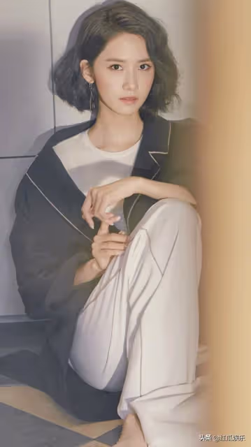 少女時代的夢幻佳人，三十而已，林允兒依然絢麗奪目