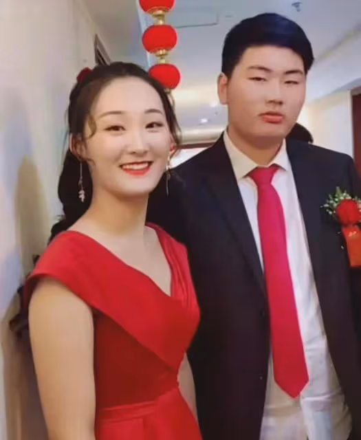 大衣哥前兒媳陳亞男凈身出戶,為什麼卻不把抖音帳號還給大衣哥?
