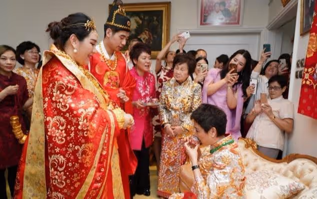 辛奇隆:18歲入哈佛,21歲成何鴻燊女婿,500萬聘禮換來陪嫁14億