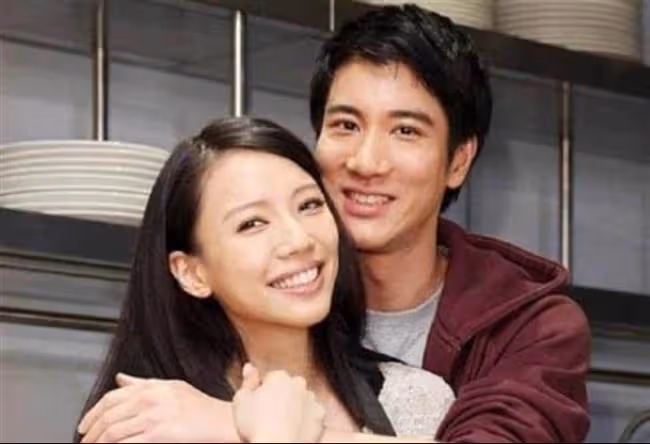 婚內出軌女歌手Yumi，致使感情破裂？王力宏經紀人發文闢謠