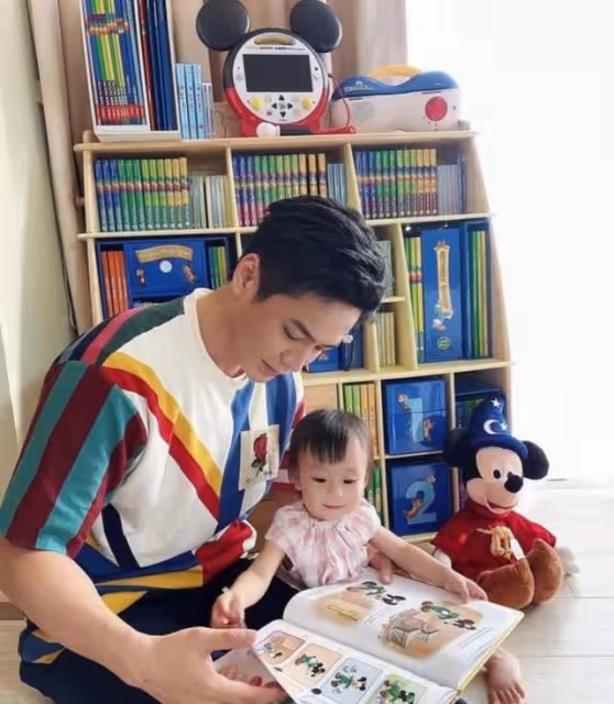 恭喜!TVB小生曬兒子腳丫照報平安,視後太太秘密誕子湊成好字