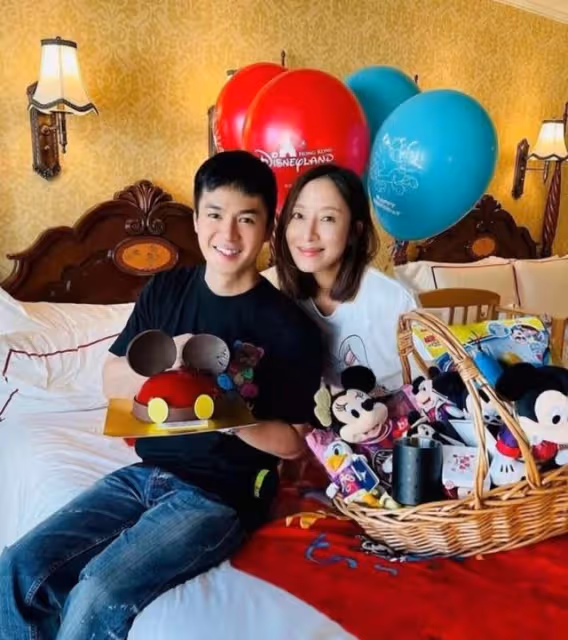 恭喜!TVB小生曬兒子腳丫照報平安,視後太太秘密誕子湊成好字