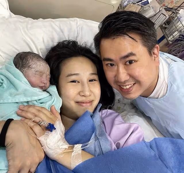 恭喜!35歲香港著名歌手宣布二胎產女,嫁科學家丈夫兩年抱倆
