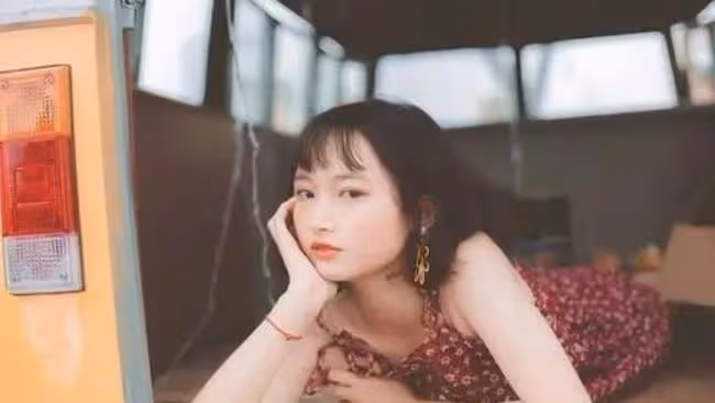 「姨媽痛，還好有你陪」，和男友三年，他當我面對別的女人獻殷勤