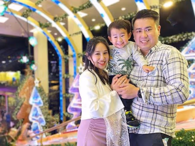 三年抱倆!35歲女星順產二胎女兒,嫁科學家4年兒女雙全太幸福