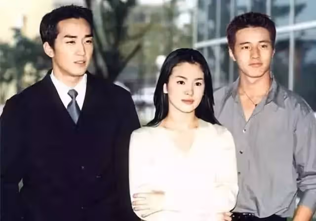 「凍齡」全是騙人的？宋慧喬最想刪的丑照，身材發福盡顯老態