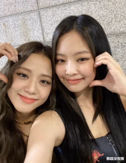 BLACKPINK金智妮變身「宣傳精靈」，為金智秀新劇《雪滴花》應援