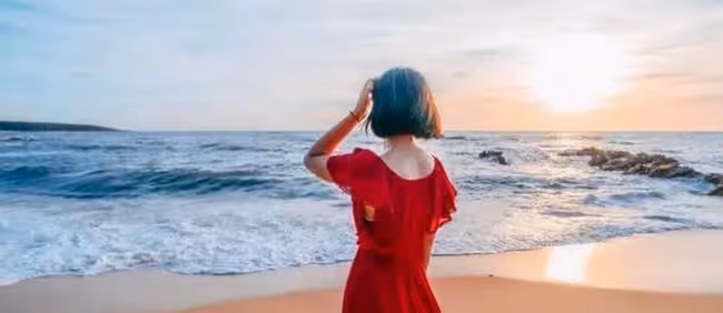為救女友,我和劫匪拚命身中數刀手筋被砍,恢復後她卻消失不見
