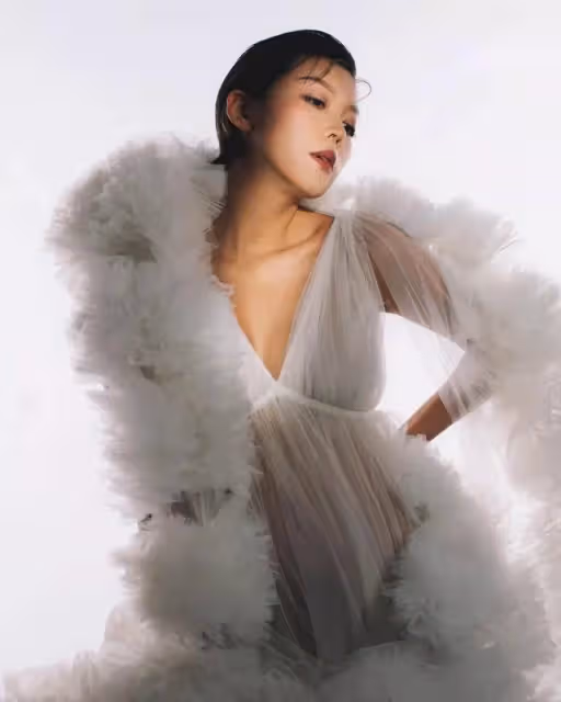 恭喜!TVB當家小生太太即將生產,分享唯美孕照曬幸福S曲線