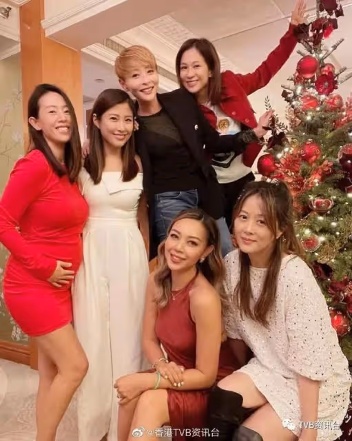 梁靖琪悉心打扮出席「七魔女」聖誕Party 佘詩曼留內地工作缺席