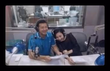 主持人吳曉蕾高調秀恩愛,曬與丈夫親密合照,現創業當老闆太愜意