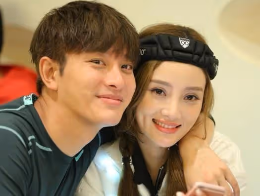 扒叔大爆料:賈乃亮李小璐復婚?出事鋼琴家陷害礦泉水男星?鄧紫棋華晨宇的瓜?