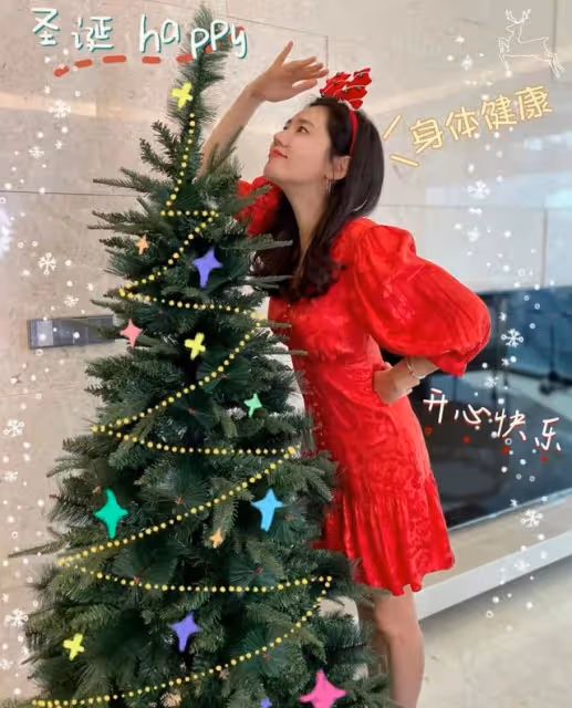 秋瓷炫罕見曬近照，小腹微凸疑似懷二胎，被勸堅守婚姻原諒於曉光