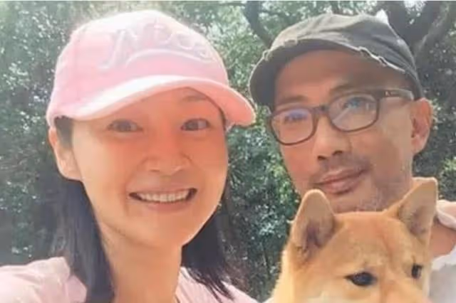 被甄子丹承諾婚姻，閃婚暗戀她9年的陳十三，51歲的萬綺雯依然美