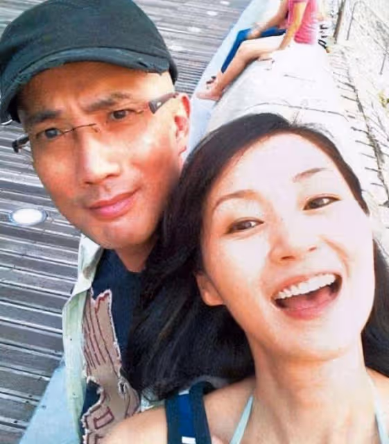 被甄子丹承諾婚姻，閃婚暗戀她9年的陳十三，51歲的萬綺雯依然美