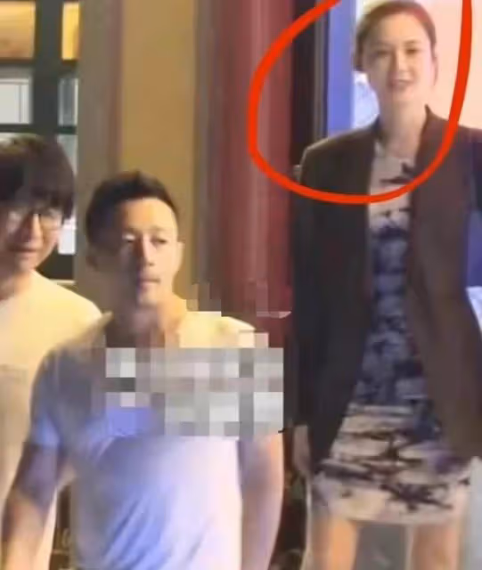 網曝汪小菲出軌25歲女主播,曾帶小三與張蘭同游泰山,真假難辨