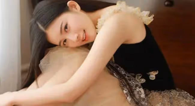 我愛上一個女人，在第六次見面時，我就迫不及待地向她求了婚