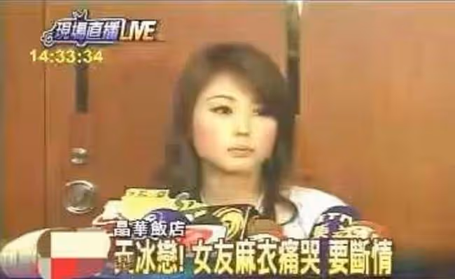 42歲女星力挺李靚蕾,稱其遭遇與自己相似,間接透露豪門婚姻辛酸