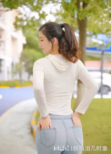 浙江:弟弟結婚新娘不肯下車索要下車費,嫂子一下子就怒了