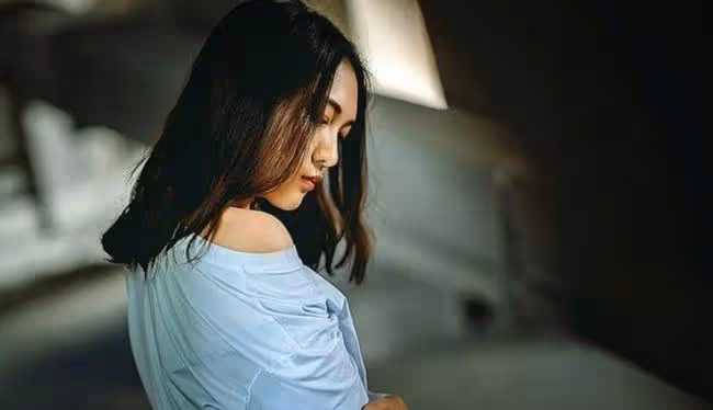 我和大 Boss 之間的「風流韻事」，地下室里，他抱著我汗如雨下
