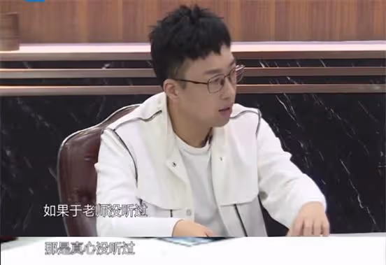 為「假戀愛」不顧隊友,後用鹹菜糊弄楊迪,宋妍霏為何爭議不斷?