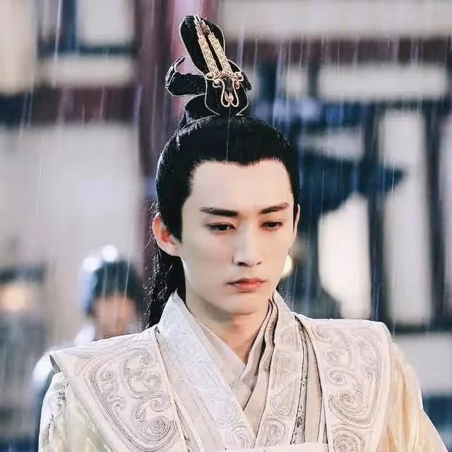 一演古裝就拉高顏值的演員,任嘉倫羅雲熙肖戰龔俊……