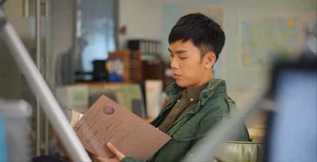 加油!TVB男星與前任演情侶不尷尬,感恩父母:拚命工作報答他們
