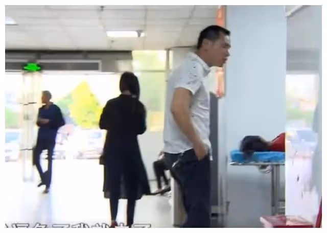 40歲高齡產婦身患絕症,不聽勸阻堅決生子,丈夫:兩個我都不救