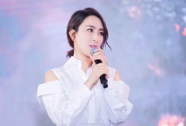 馬蘇:為上位撬閨蜜男友,情斷孔令輝後小男友不斷,獲封圈內老鴇