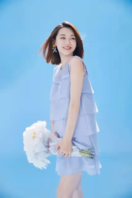 娛記說:AB鄭愷苗苗的料?黃軒委曲求全?戚薇大出血?孫怡與某小生關係匪淺?
