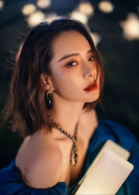 娛記說:AB鄭愷苗苗的料?黃軒委曲求全?戚薇大出血?孫怡與某小生關係匪淺?