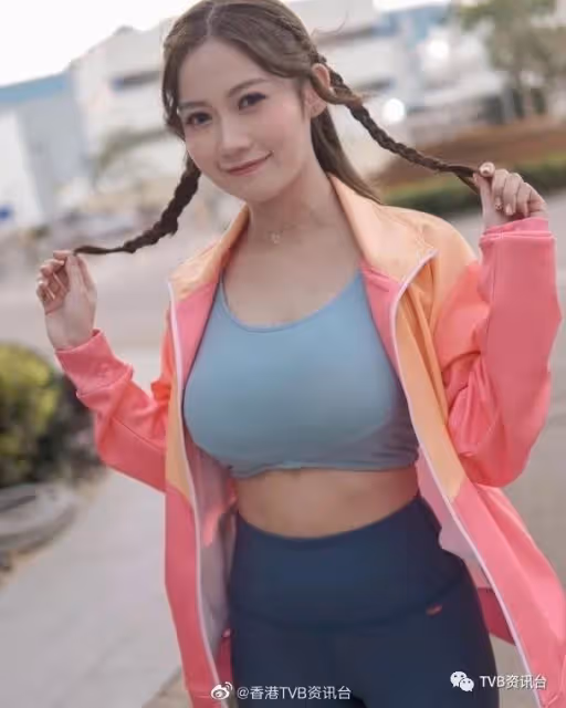 TVB聯歡晚宴︱揮低視帝視後 波波被全場集郵