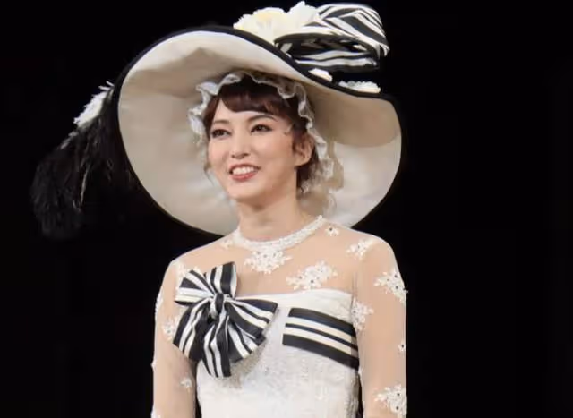 日本知名女星獨女墜樓身亡!演出前命喪酒店14樓,疑自殺年僅35歲