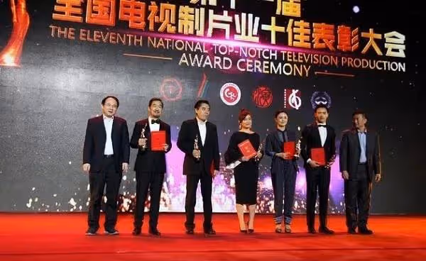 演員王雷與李小萌的與眾不同