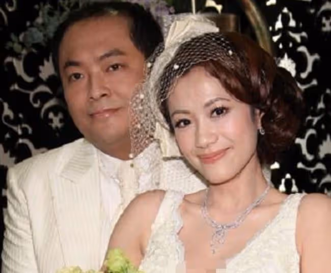 42歲女星聲援李靚蕾!兩人經歷太相似,曾被前夫背叛獨自撫養3娃