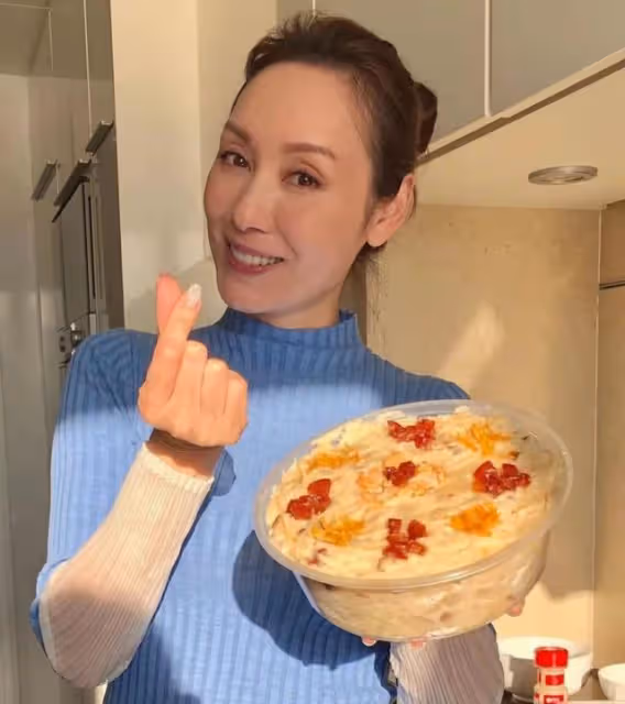 奢華!香港知名女星千萬獨立屋曝光,靠近大自然一家常到此度假