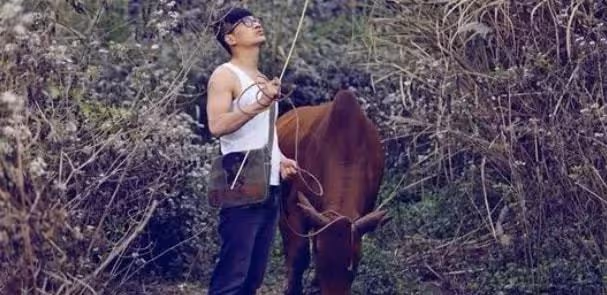 離婚後,老公娶了隔壁的寡婦,而我因要報復為600塊錢被男人睡了