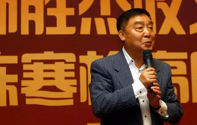 春晚常客陳寒柏,被戲稱為「五姓家奴」,又有誰懂得其背後的苦楚
