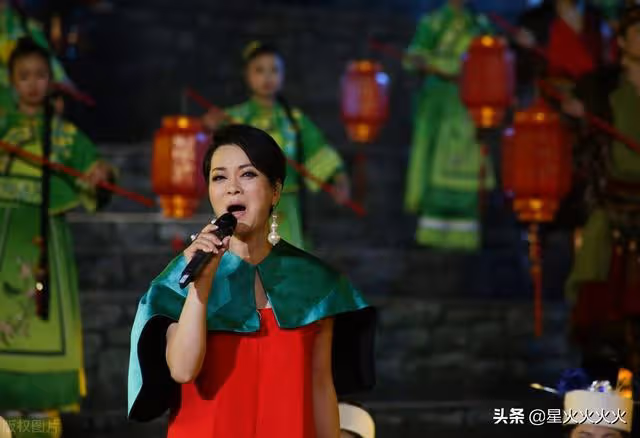 58歲毛阿敏一夜守寡,百億丈夫突然離世,苦命還是旺夫命?