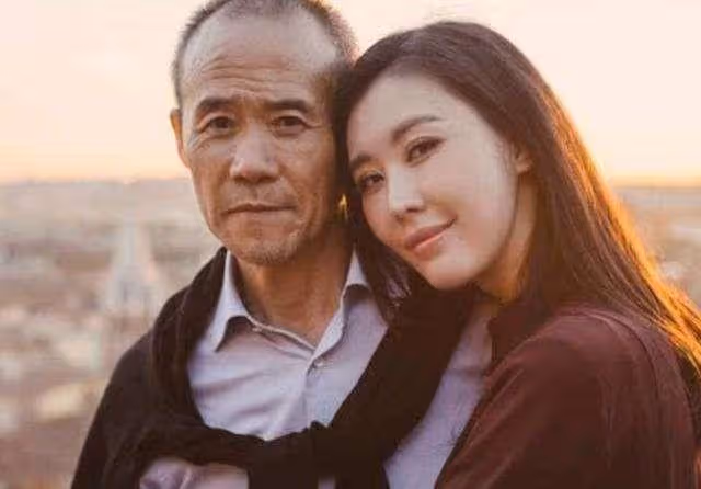 不被看好的11對老夫少妻,年齡差距一個比一個大,有人辦2億婚禮