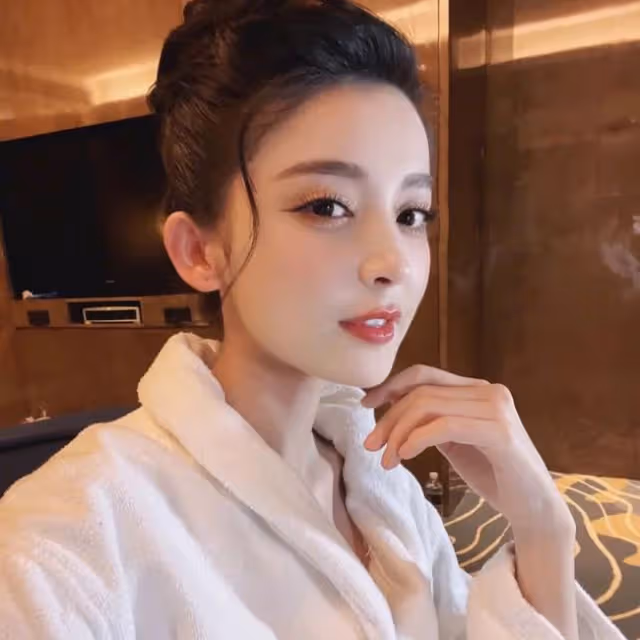 大鼻子男星,黃曉明AB,楊冪,古力娜扎,大曲線和前夫,摔跤模特| 最新八卦匯總