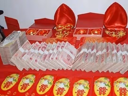 姑娘沒要彩禮,婚後姑姐讓她幫忙還房貸,姑娘拒絕:沒本事別買房