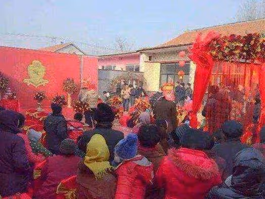 兒媳回娘家養胎,兒子每月給岳母五千,婆婆:接回來,我免費照顧