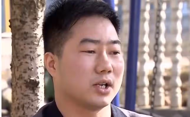 湘潭女子懷著前男友的孩子再婚嫁人,公公:二十萬娶了個二手貨!