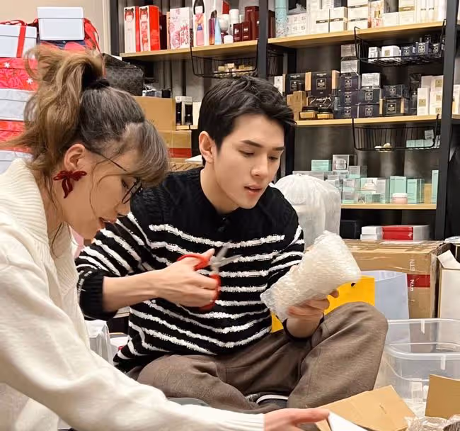 曝主播一哥補稅17億逃過一劫,薇婭道歉後李佳琦急回應:一切正常