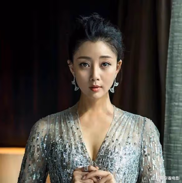 川渝多出美人,8位重慶女星,長得美演技好,甩流量小花幾條街