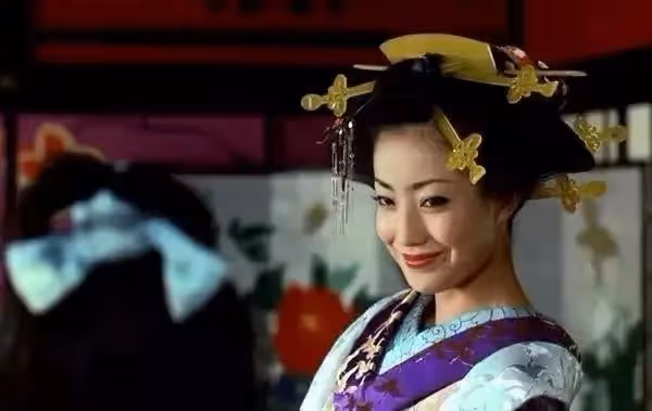 戀愛3個月就閃婚，時隔8年成「娛樂圈模範夫妻」：王力宏們，學著點吧!